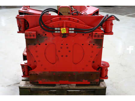 *** Ostatní *** 2019  Bolzoni AR-37RJ-15 (2)