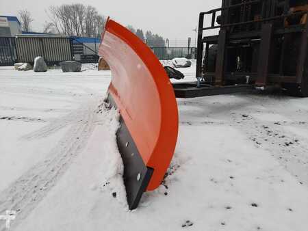 Pług śnieżny 2023  [div] Schneeschieber  Stapleranbau (4)