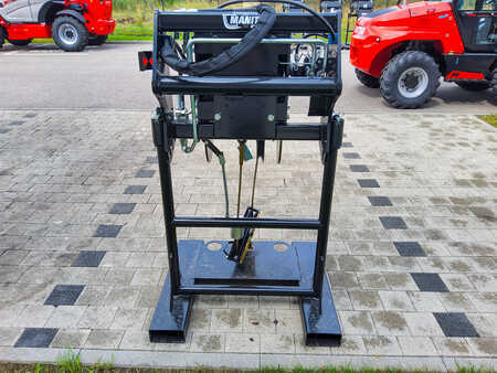 Accesorios 2025  Manitou W6000/32M (3)