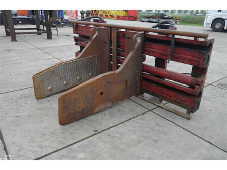 *** Ellers ***  Bolzoni P-1000LSE Bale Clamp (2)
