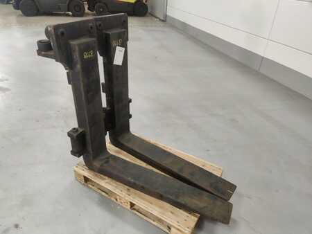 Forks 2023  ROLL-TYPE 1200X200X95 @600 (2)