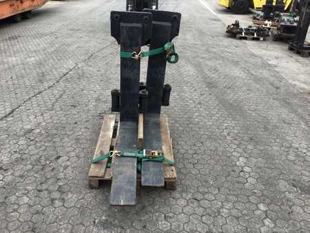 Forks 2023  ROLL-TYPE 1200X200X95 @600 (8)