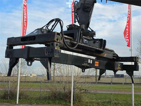 *** Andre enheter *** 2012  Kalmar Lifting Frame for ISO Spreaders (4)