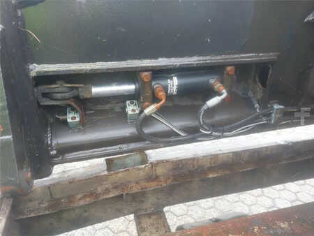 *** Andre enheter *** 1998  Toplift FLT 3240 (13)