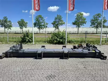 *** muut välineet *** 2015  [div] 588TB-5887 (1)