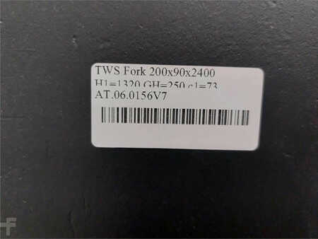 Haarukat - Forks TWS 10t AT.06.0156V7 (9)