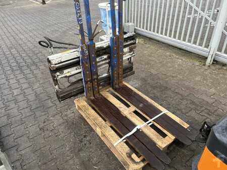 Multi-pallet handler 2/1 profile type 2017  Cascade 25G2-FDS-260 (3)