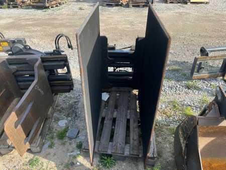 Kartonklammer, Arm starr  Kaup 2T414-1 (2)