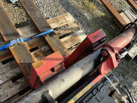 Haarukoiden asetinlaite  Durwen RZV45 (8)