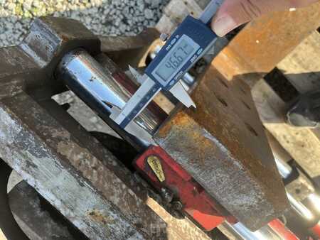 Haarukoiden asetinlaite  Durwen DZVW 35-GS (10)