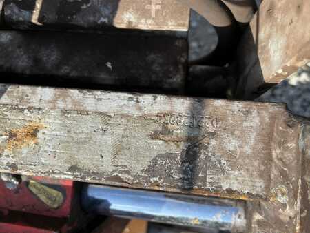 Haarukoiden asetinlaite  Durwen DZVW 35-GS (5)