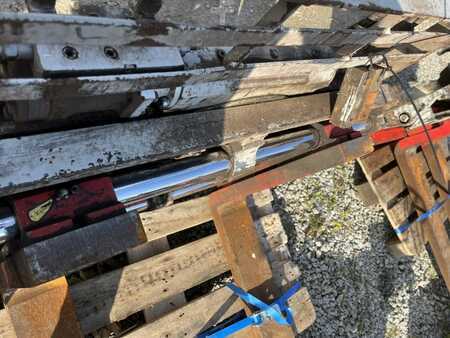 Haarukoiden asetinlaite  Durwen DZVW 35-GS (7)