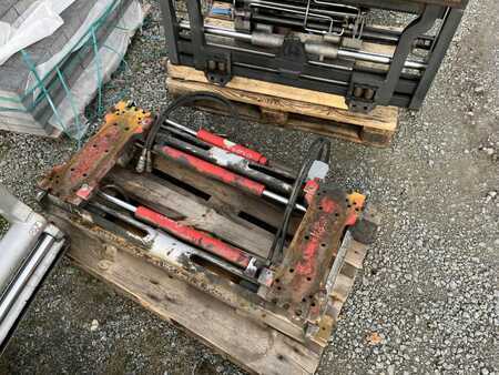 Haarukoiden asetinlaite  Durwen  ZVW 30-S (1)