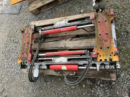 Haarukoiden asetinlaite  Durwen  ZVW 30-S (4)