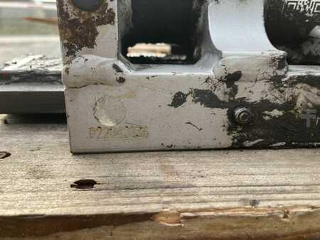 Haarukoiden asetinlaite  Durwen  ZVW 30-S (5)