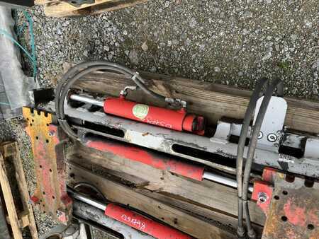 Haarukoiden asetinlaite  Durwen  ZVW 30-S (7)