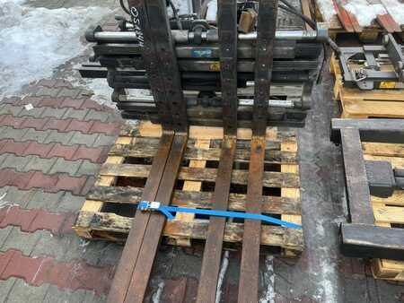 Fourches à palettes doubles  Kaup 2T429C (2)