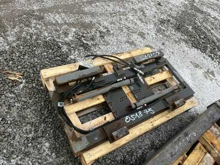 Positionneur de fourches 2013  Durwen SVZ 45 (3)