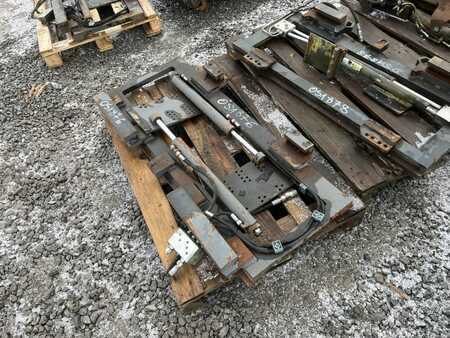 Positionneur de fourches 2012  Durwen SVZ 45 (3)