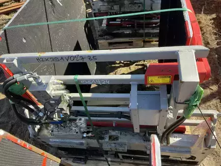 Karton klammer, fast arm 2019  Durwen UKK 25-PSD-E (4)