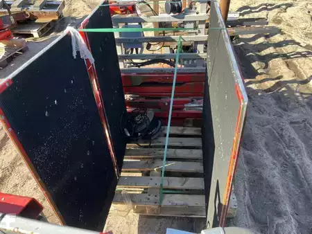 Karton klammer, fast arm 2019  Durwen UKK 25-PSD-E (2)