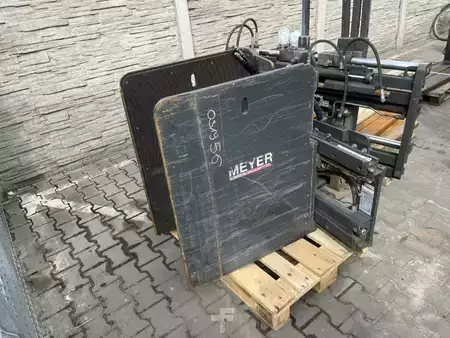 Karton klammer, fast arm 2020  Meyer 3-0310G (1)