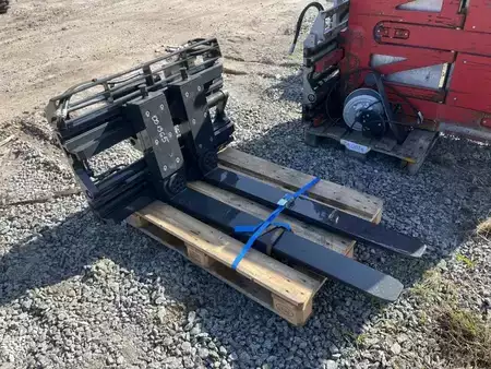 Positionneur de fourches 2017  Durwen DGK 20-S (3)