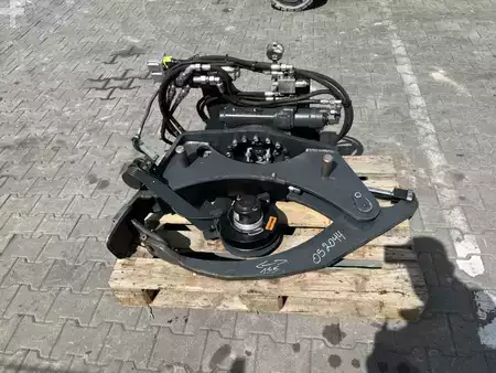 Čelisti na papírové role otočná o 360° 2014  Kaup 1T458S (2)