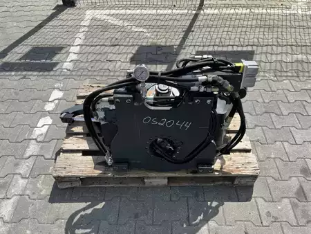 Čelisti na papírové role otočná o 360° 2014  Kaup 1T458S (4)