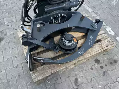 Čelisti na papírové role otočná o 360° 2014  Kaup 1T458S (6)