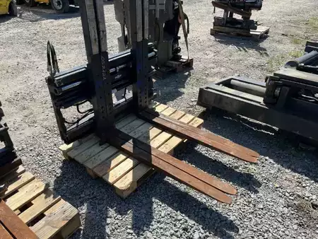 Multi-pallet handler 2/1 profile type 2020  Cascade 28G2-FDS-221 (3)