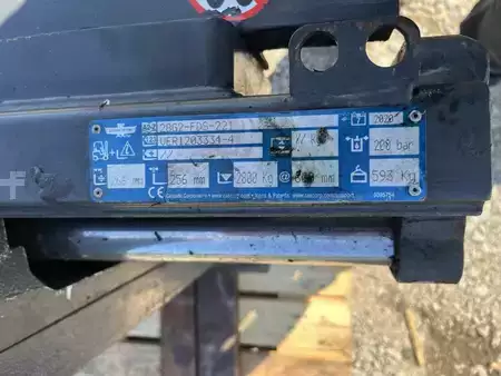 Multi-pallet handler 2/1 profile type 2020  Cascade 28G2-FDS-221 (5)