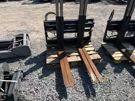 Multi-pallet handler 2/1 profile type 2020  Cascade 28G2-FDS-221 (2)