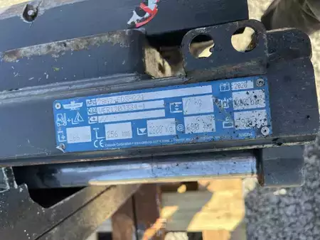 Multi-pallet handler 2/1 profile type 2020  Cascade 28G2-FDS-221 (5)