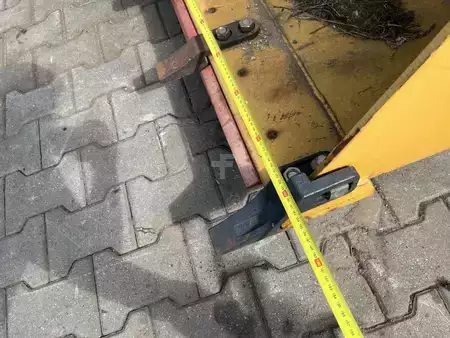 Příslušenství  [div] Hydraulic bucket 1800 mm (6)