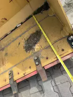 Příslušenství  [div] Hydraulic bucket 1800 mm (7)