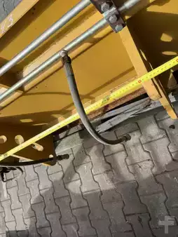 Příslušenství  [div] Hydraulic bucket 1800 mm (8)
