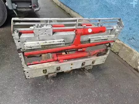 Fork clamps 2018  Durwen PGK-45 S (3)