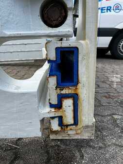 Bale clamp 2013  Cascade 170G-PBS-C033 R1 (9)