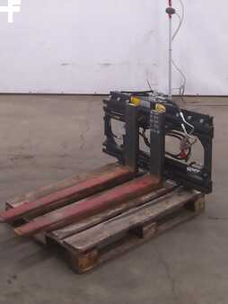 Fork positioners 2018  Kaup 2T466B (1)