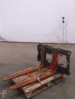 Fork positioners 2020  Cascade 35N-EPS-3-88019 (1)