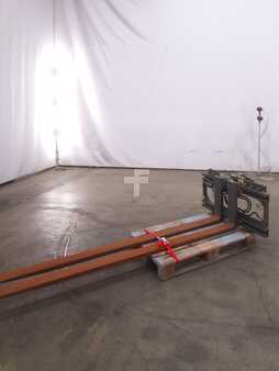 Pozycjoner wideł 2014  Kaup 2T466B (1)