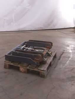Fork positioners 2011  Meyer 6-9907H (2)