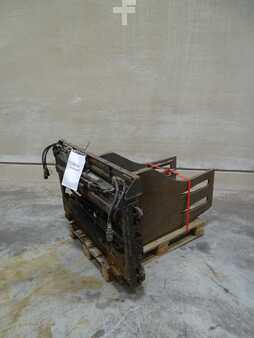 Extra uitrusting / accessoires 2021  [div] GERÄTEKLAMMER (2)