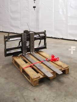 Fork positioners - Meyer 6-2504G (2)