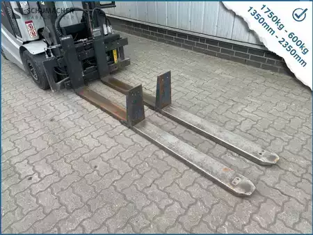 Hydraulinenjatkohaarukka 2019  Stabau S5-TG 35-1350/1000-L (1)