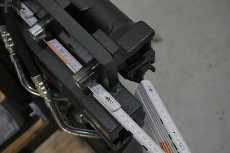 Pozycjoner wideł 2021  Kaup 2T466B Zinkenversteller (6)