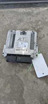 Akcesoria 2022  Yanmar 4TNV86CT-XNHYG (9)