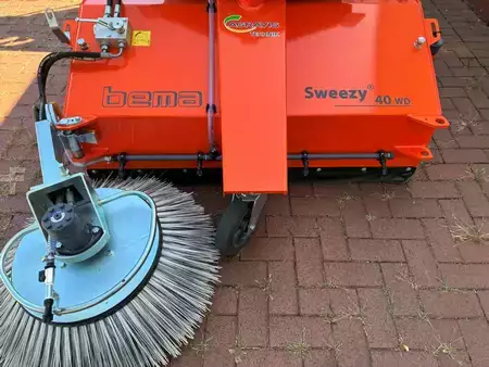 Varredor 2026  Bema Sweezy 40 WD Typ 1250 (4)