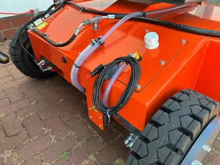 Varredor 2026  Bema Sweezy 40 WD Typ 1250 (5)